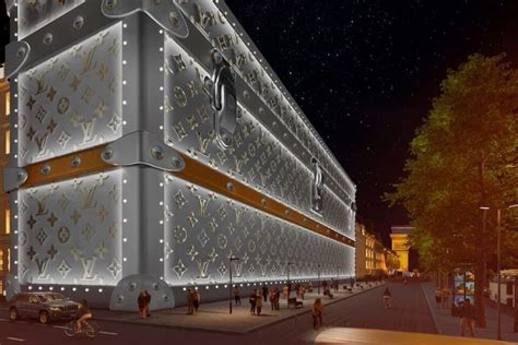 palazzo louis vuitton parigi baule|A Parigi il cantiere per il nuovo Hotel Louis Vuitton si trasforma in .